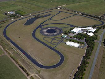   Holden.    paulmorris.com.au