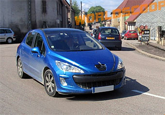 Peuegot 308. Фото Worldscoop Peuegot 308. Фото Worldscoop