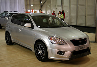 Kia Cee'd xR. Фото Kia Kia Cee'd xR. Фото Kia