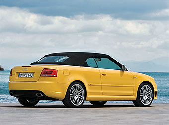 Audi RS4. Фото Audi Audi RS4. Фото Audi