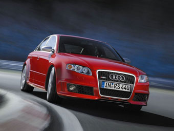 Audi RS4. Фото Audi Audi RS4. Фото Audi