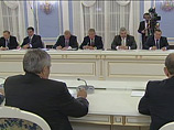 Премьер-министр со ссылкой на экспертов отметил, что последние провалы в космической отрасли, прежде всего, связаны с "с недостаточным контролем качества продукции и недостаточной ответственностью людей на конкретных участках производства"