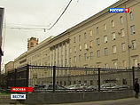 У экс-главы Департамента имущественных отношений военного ведомства Евгении Васильевой изъяли 3 миллиона рублей наличными, несколько коробок с драгоценностями, а также антиквариат и около десяти картин