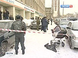 Преступники, маскируясь под родителей с ребенком в коляске, расстреляли двух инкассаторов и случайного прохожего, который выгуливал собаку