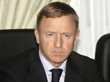 Фортов и Алферов - ранее покинули Общественный совет при Миноборнауки из-за несогласия с политикой министра Дмитрия Ливанова. Тот жестко раскритиковал РАН, обозвав ее "неэффективной, недружелюбной и архаичной системой"