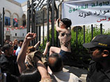  Femen     , 29 