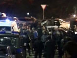 Во Владикавказе полицейские усмирили толпу агрессивно настроенных подростков: около 30 молодых людей 16-18 лет от роду устроили драку на набережной города