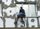 Почти треть респондентов (31%) признались, что им "приходится "вертеться", хвататься за любую возможность заработать, лишь бы обеспечить себе и близким терпимую жизнь"