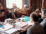 Тема с флагом ЕАО стала особенно актуальной после того, как одна жительница области обратилась в Геральдический совет при президенте с просьбой проверить местный флаг на пропаганду нетрадиционной сексуальной ориентации