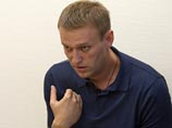 Оппозиционер Алексей Навальный в своем Twitter написал, что ему будет интересно услышать ответ Генпрокуратуры