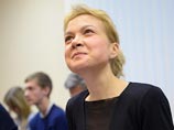 Ленинский районный суд Екатеринбурга отказался менять меру пресечения с подписки о невыезде на арест бывшему шеф-редактору информационного агентства Ura.ru Аксану Панову по требованию гособвинения