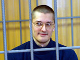 Замоскворецкий суд Москвы отказался освободить по амнистии в честь 20-летия Конституции РФ двух фигурантов дела о массовых беспорядках на Болотной площади 6 мая 2012 года - Ярослава Белоусова (на фото) и Александру Духанину