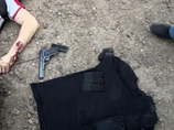 По предварительным данным, один боевик убит, боец спецназа получил ранение