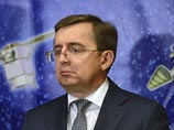 Генеральный директор Космического центра имени Хруничева Андрей Калиновский выступает перед представителями СМИ после его представления в качестве нового главы центра на встрече с работниками предприятия