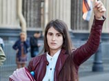 Девушка, оскорбленная причислением ее к представителям татарского народа, громко прокричала: "Меня обозвали "чуркой!"
