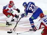 Санкт-петербургский СКА обыграл московский ЦСКА в домашнем матче регулярного чемпионата Континентальной хоккейной лиги (КХЛ), выйдя в единоличные лидеры лиги. Встреча, прошедшая в Санкт-Петербурге, завершилась со счетом 4:3 в пользу хозяев