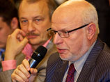 Член конкурсной комиссии, председатель президентского Совета по правам человека (СПЧ) Михаил Федотов пояснил изданию, что на этот раз предпочтение отдавали региональным НКО и тем, кто ранее не получал гранты