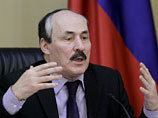 Глава Дагестана Рамазан Абдулатипов подтвердил сообщенную его пресс-секретарем информацию о том, что машина из его кортежа попала в ДТП вечером 10 ноября, несмотря на то, что в МВД данные сведения пытались опровергнуть