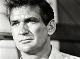 В Лос-Анджелесе в возрасте 84 лет умер австралийский актер Род Тейлор, исполнивший главную роль в известном триллере Альфреда Хичкока "Птицы"
