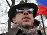 "Меня вроде как не замечают, но меня это вполне устраивает", - сказал он 