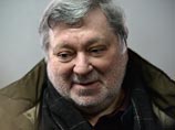 Мировой суд Центрального района Новосибирска сегодня оправдал директора Новосибирского театра оперы и балета Бориса Мездрича. Он обвинялся в умышленном публичном осквернении религиозной символики и атрибутики в постановке оперы Вагнера