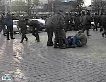 Задержание демонстрантов в Минске. Кадр НТВ, архив