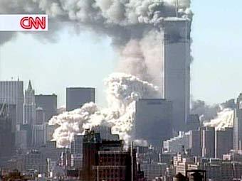 Вид на ВТЦ 11 сентября 2001 года. Кадр телеканала CNN, архив 