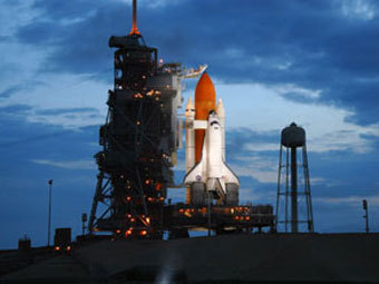 ����� Atlantis �� ��������� ��������. ���� � ����� NASA