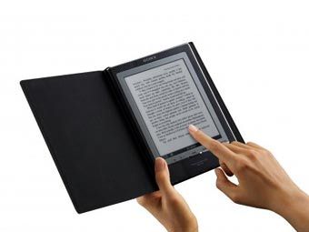 Sony Reader Digital Book PRS-700.    sonyinsider.com 
