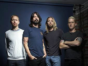 Foo Fighters.    clashmusic.com 