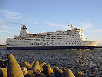  Princess Anastasia.    stpeterline.com