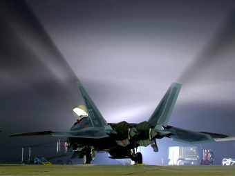 F-22 Raptor. Фото с сайта af.mil