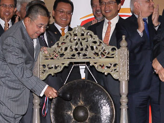  Felda       .  Reuters