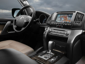  Toyota Land Cruiser 200